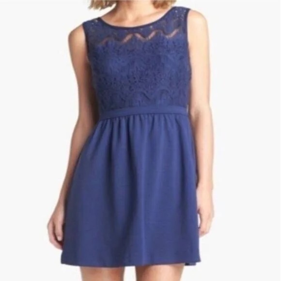 Lilly Pulitzer Rhea Navy Crochet Fit and Flare Sleeveless Dress Size M - Picture 1 of 7